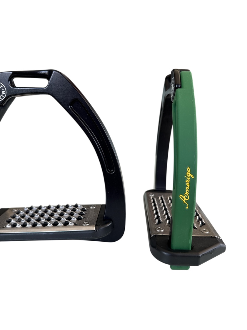 Nylon Balanced Safety Stirrup Svart/Grön Amerigo
