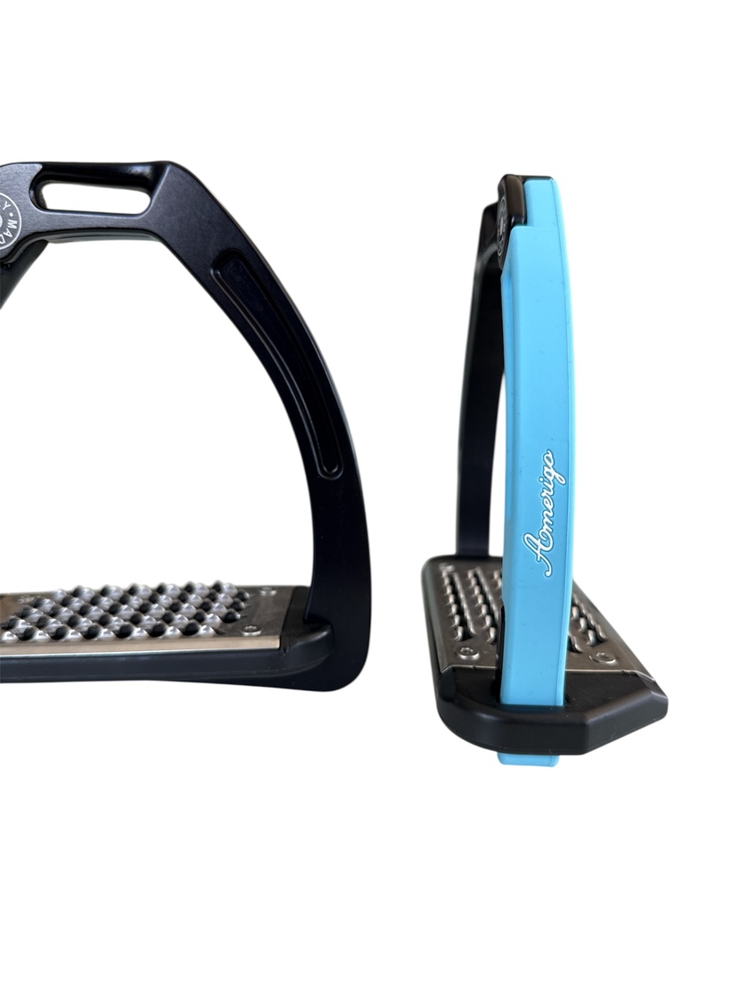 Nylon Balanced Safety Stirrup Svart/Ljusblå Amerigo